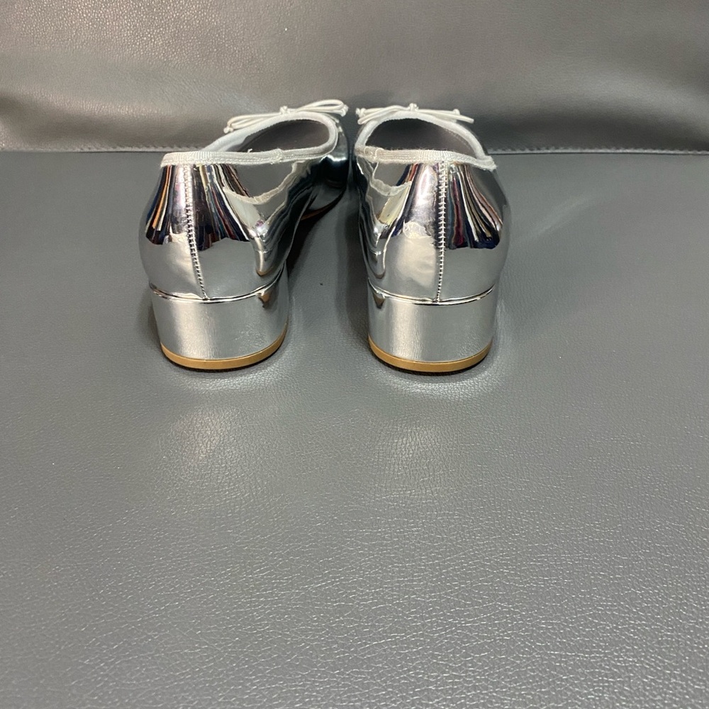 NWT Steve Madden Cherish Chrome Pump - Picture 4 of 5